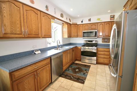 58 Woodview Ln, Algonquin, IL 60102 photo 5