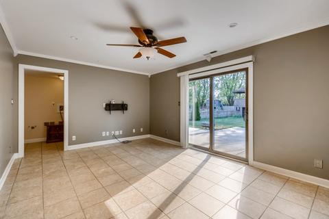 205 N Bauer Rd, Mchenry, IL 60050 photo 11