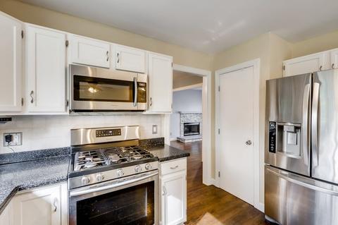 205 N Bauer Rd, Mchenry, IL 60050 photo 9