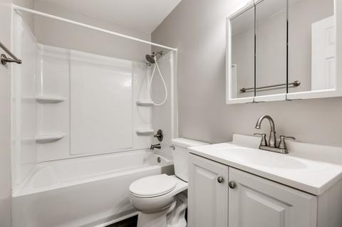 205 N Bauer Rd, Mchenry, IL 60050 photo 23
