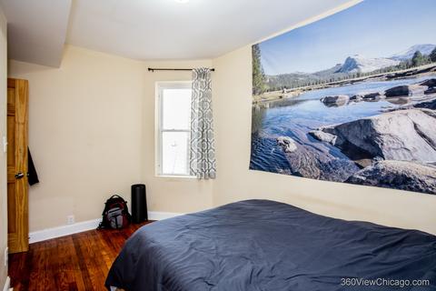 3063 N Gresham Ave, Chicago, IL 60618 photo 13