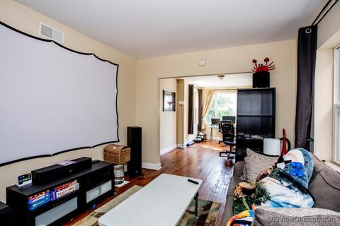 3063 N Gresham Ave, Chicago, IL 60618 photo 12