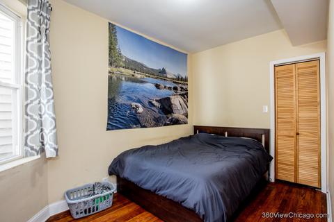 3063 N Gresham Ave, Chicago, IL 60618 photo 14