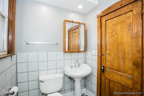 3063 N Gresham Ave, Chicago, IL 60618 photo 7