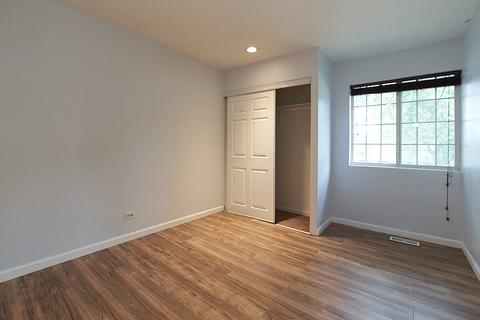 1101 Hunter Dr, Elgin, IL 60120 photo 15