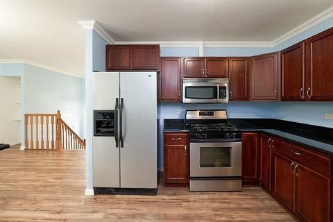 1101 Hunter Dr, Elgin, IL 60120 photo 7