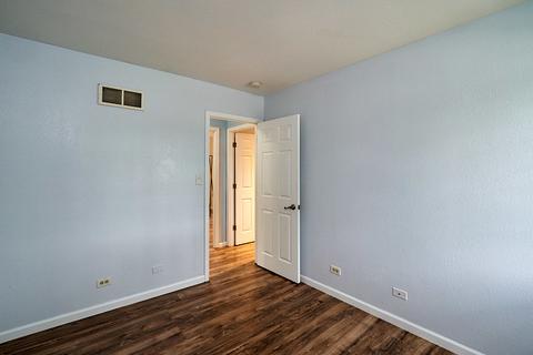 1101 Hunter Dr, Elgin, IL 60120 photo 19