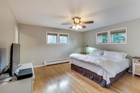 1303 E Cedar Ln, Mount Prospect, IL 60056 photo 19