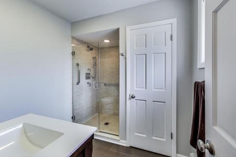1303 E Cedar Ln, Mount Prospect, IL 60056 photo 21