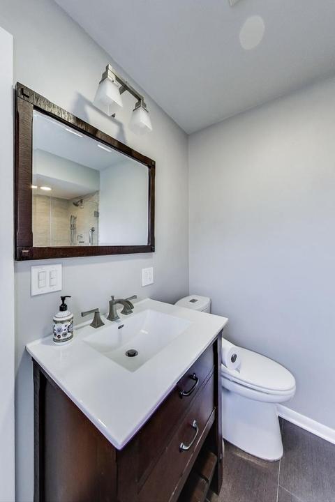 1303 E Cedar Ln, Mount Prospect, IL 60056 photo 22