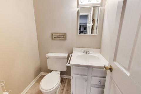1303 E Cedar Ln, Mount Prospect, IL 60056 photo 16