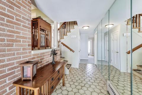 1303 E Cedar Ln, Mount Prospect, IL 60056 photo 3