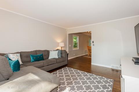 104 Travers Ave, Wheaton, IL 60187 photo 5