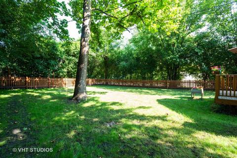 104 Travers Ave, Wheaton, IL 60187 photo 29