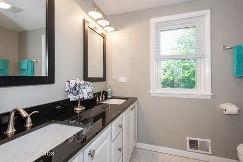 104 Travers Ave, Wheaton, IL 60187 photo 21