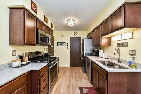 1654 Timber Trl, Wheaton, IL 60189 photo 5