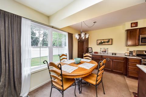 1654 Timber Trl, Wheaton, IL 60189 photo 4