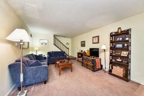 1654 Timber Trl, Wheaton, IL 60189 photo 2