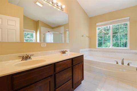210 Regency Dr, Bartlett, IL 60103 photo 23