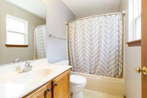 2203 Ashbrook Ln, Plainfield, IL 60586 photo 11