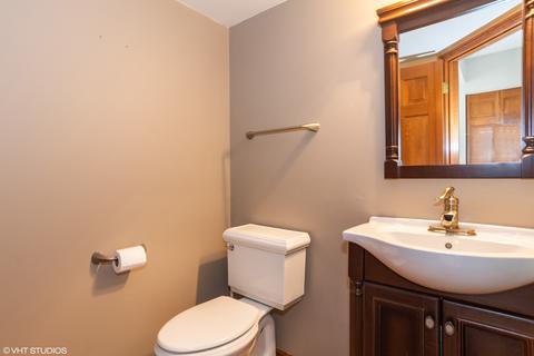 448 Spaulding Rd, Bartlett, IL 60103 photo 9