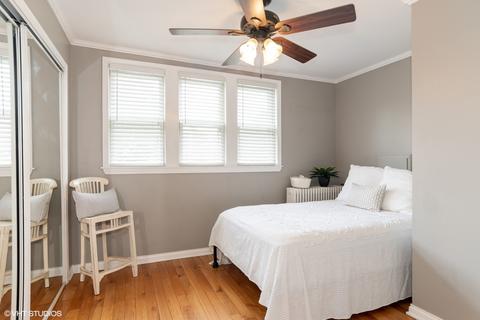 815 N Main St, Wheaton, IL 60187 photo 17