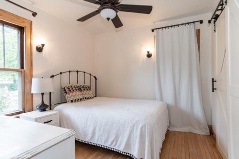 815 N Main St, Wheaton, IL 60187 photo 12