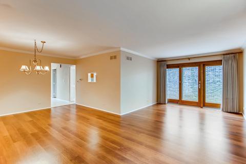 2100 Timber Ln, Wheaton, IL 60189 photo 5