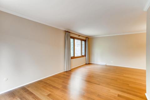 2100 Timber Ln, Wheaton, IL 60189 photo 4