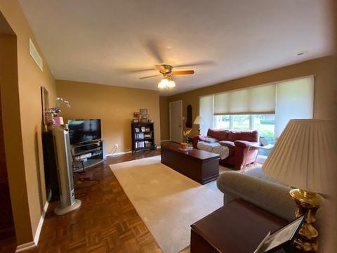1406 Spear Dr, Normal, IL 61761 photo 4