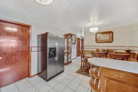 7322 W 58th Pl, Summit, IL 60501 photo 10