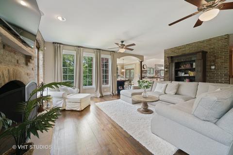 4 N511 Wiltshire Ln, Wayne, IL 60184 photo 5