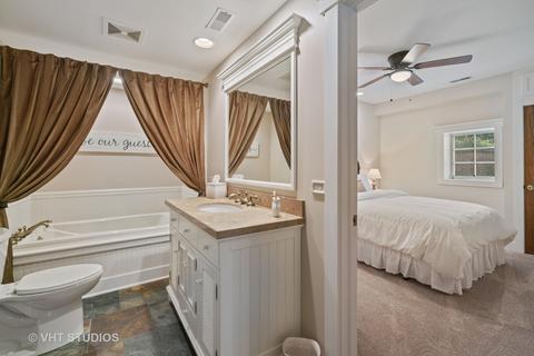 4 N511 Wiltshire Ln, Wayne, IL 60184 photo 29