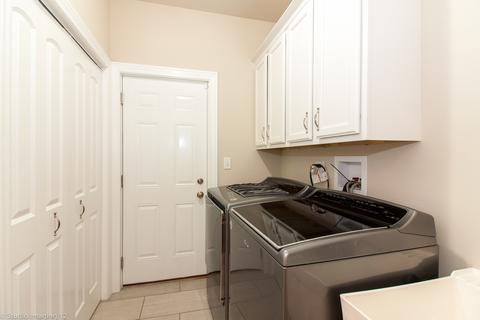 535 Madison Ln, Elgin, IL 60123 photo 9
