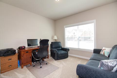 535 Madison Ln, Elgin, IL 60123 photo 20