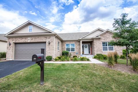 535 Madison Ln, Elgin, IL 60123 photo 1