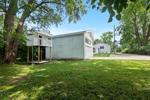 445 S Adelaide St, Normal, IL 61761 photo 24