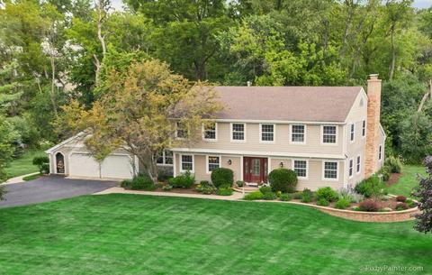 25338 N Wren Rd, Tower Lakes, IL 60010