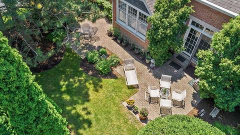 22 W Old Mill Ln, Burr Ridge, IL 60527 photo 25