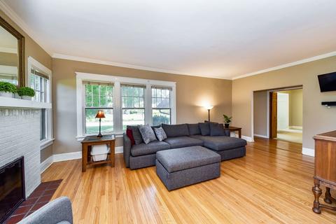 409 Wing Park Blvd, Elgin, IL 60123 photo 8