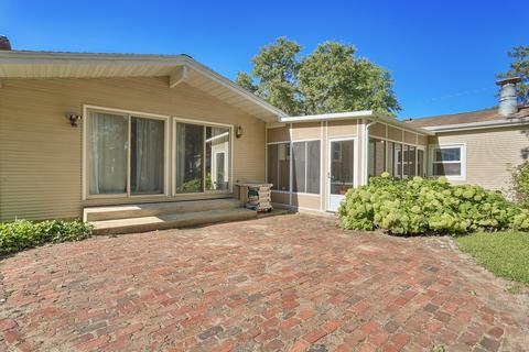 502 E Marshall St, Tolono, IL 61880 photo 6