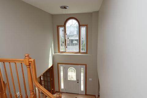 1613 Mccormack Dr, Hoffman Estates, IL 60169 photo 14