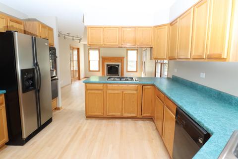 1613 Mccormack Dr, Hoffman Estates, IL 60169 photo 12
