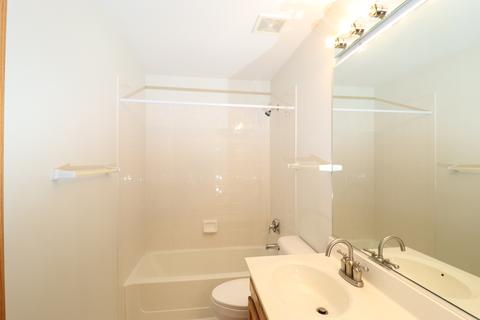 1613 Mccormack Dr, Hoffman Estates, IL 60169 photo 24