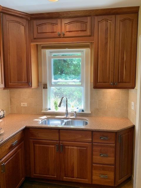 1473 Maple St, Des Plaines, IL 60018 photo 6