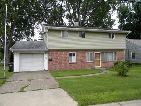 1805 E Lefevre Rd, Sterling, IL 61081 photo 2