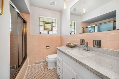 5944 W Maple Ave, Berkeley, IL 60163 photo 17