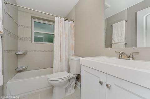 426 Pine St, Deerfield, IL 60015 photo 14