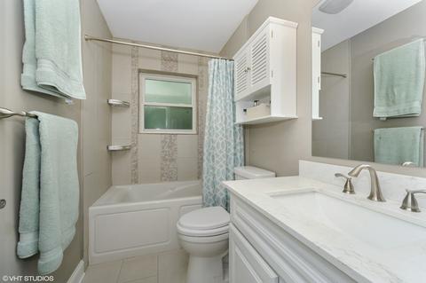 426 Pine St, Deerfield, IL 60015 photo 11