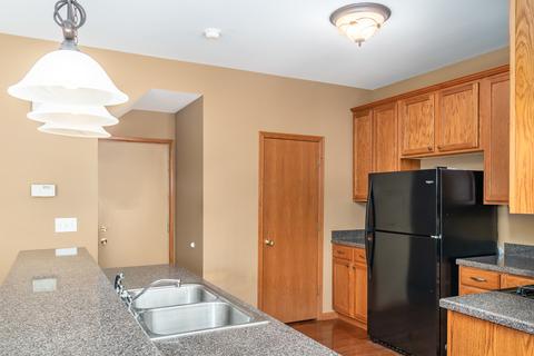 1483 Millbrook Dr, Algonquin, IL 60102 photo 9